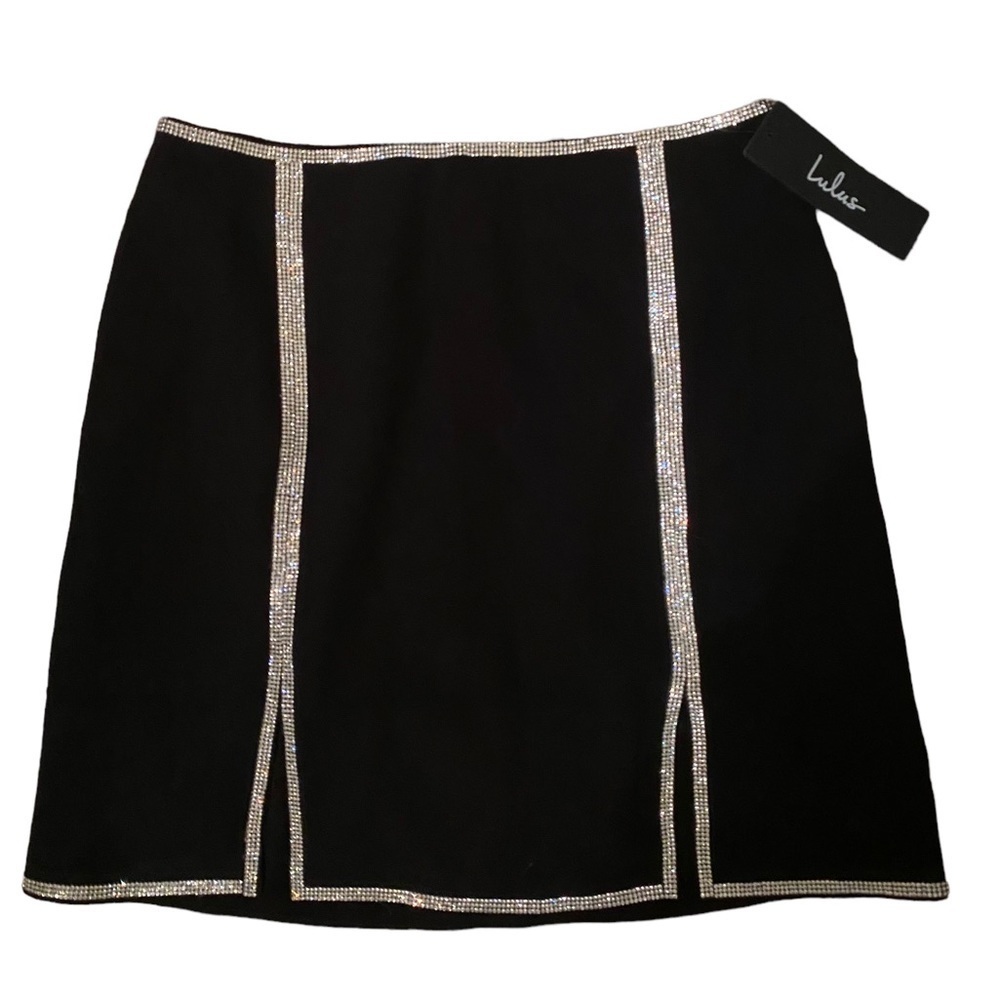 (3/$40 Item) Lulu's Black and Silver Sparkly Mini Skirt NWT!